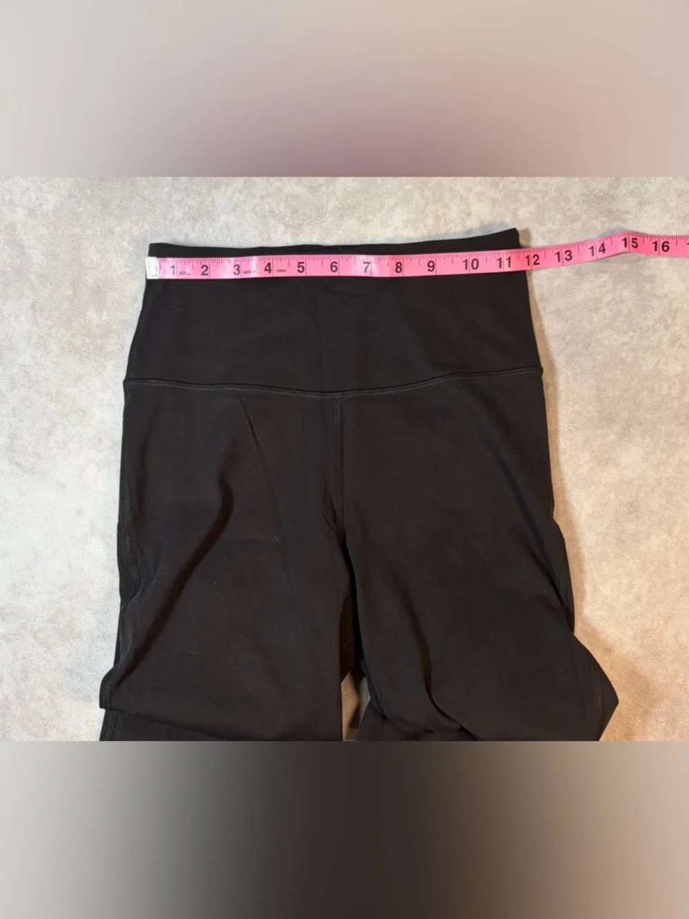 lululemon athletica Size:4 Women Black Boot-Cut Flare Yoga Pants